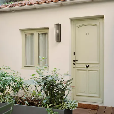 Maison Du Moulin מלון דירות 4*