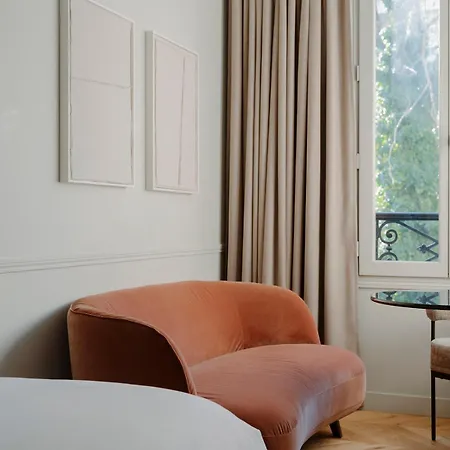 Maison Du Moulin 4* Paris