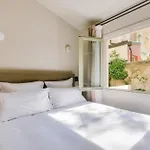 Maison Du Moulin Апарт-отель 4*