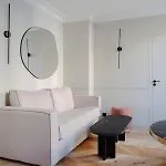 Maison Du Moulin 4* Париж