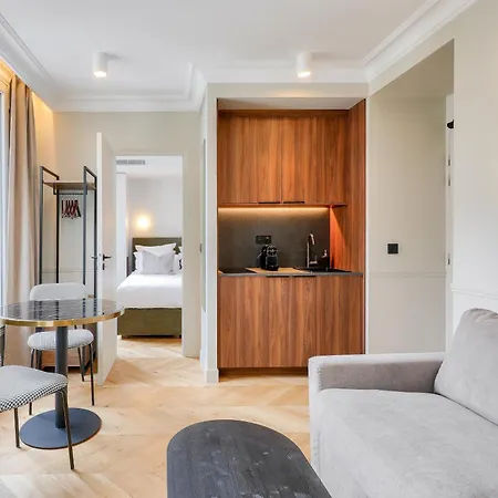 Maison Du Moulin Aparthotel 4*