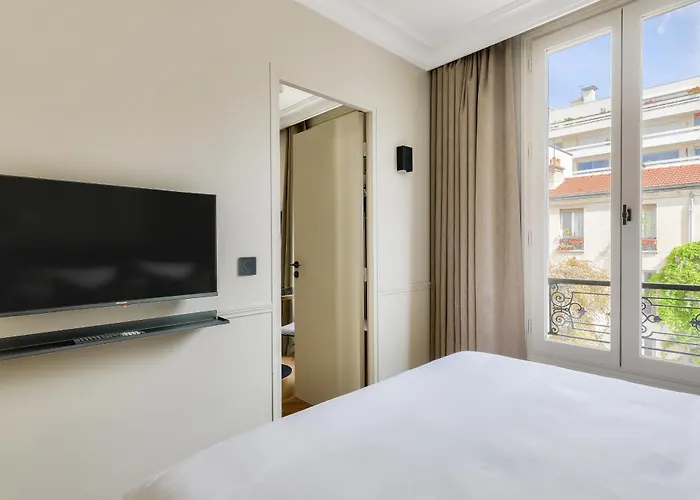 Aparthotel Maison Du Moulin 4*