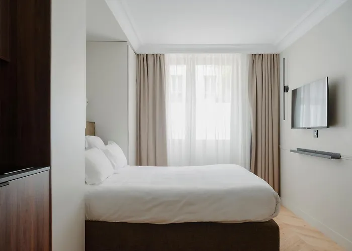 Maison Du Moulin Aparthotel Parijs